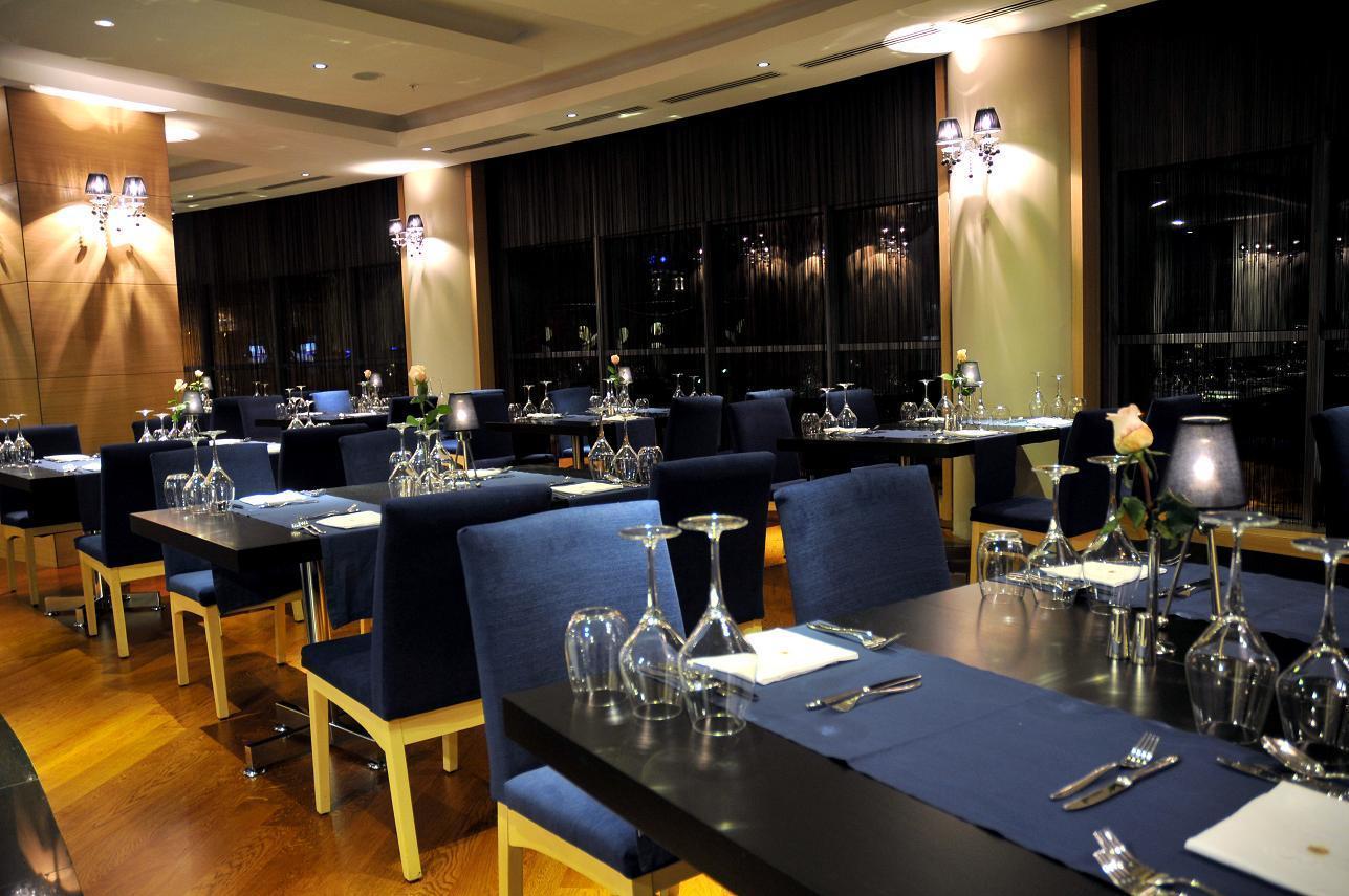 Grand Pasha Luxury Central Nicosia Hotel & Casino Restoran gambar
